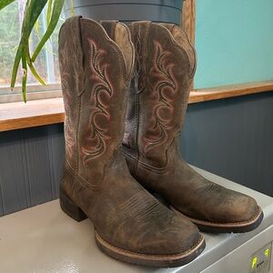 Women’s Ariat Cowboy Boots